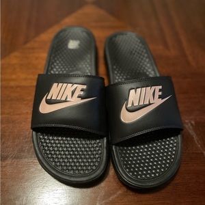 Women Nike Slides